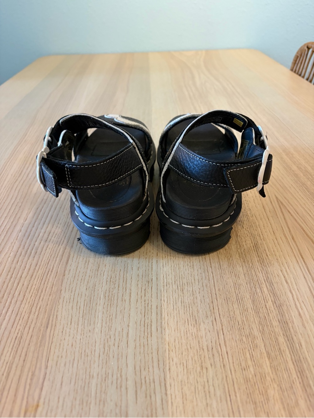 Dr. Martens Voss Mono Floral Sandals - Picture 4 of 5